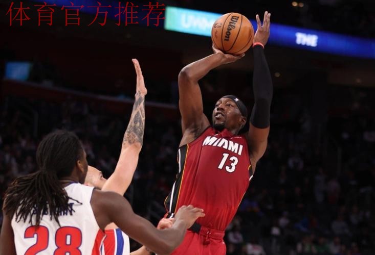 阿德巴约上半场7中4,三分3中1得到13分9篮板2助攻1抢断 阿德巴约上半场7中4,三分3中1得到13分9篮板2助攻1抢断